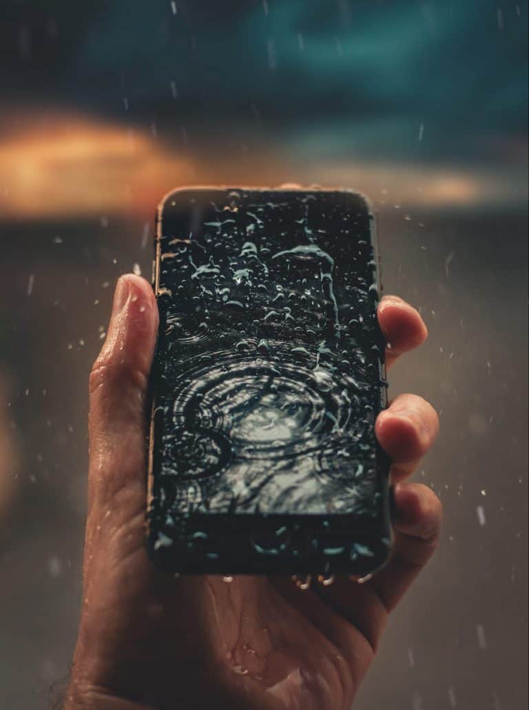 Wet Smartphone
